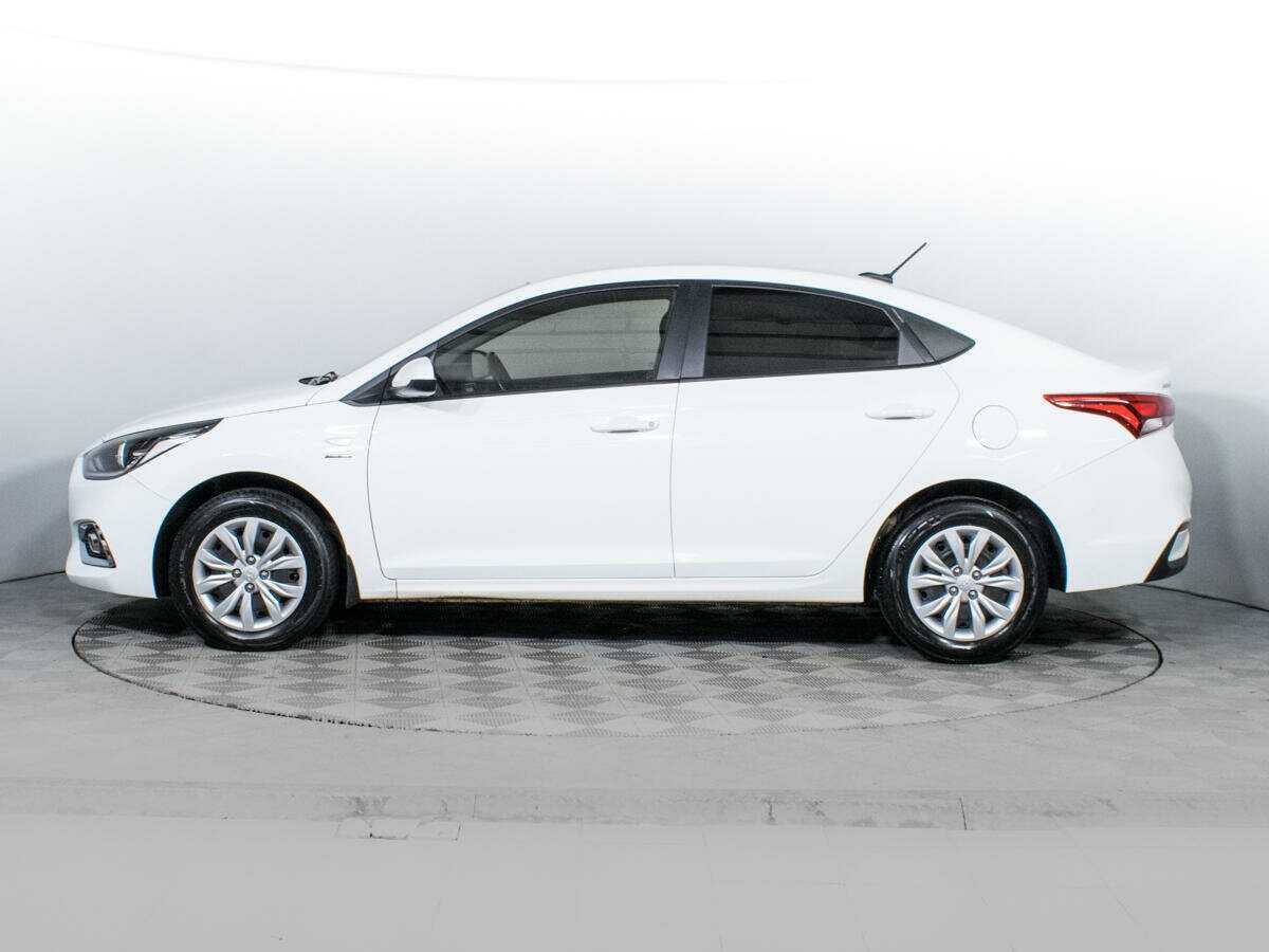 Купить Hyundai Solaris с пробегом. Фото: #7