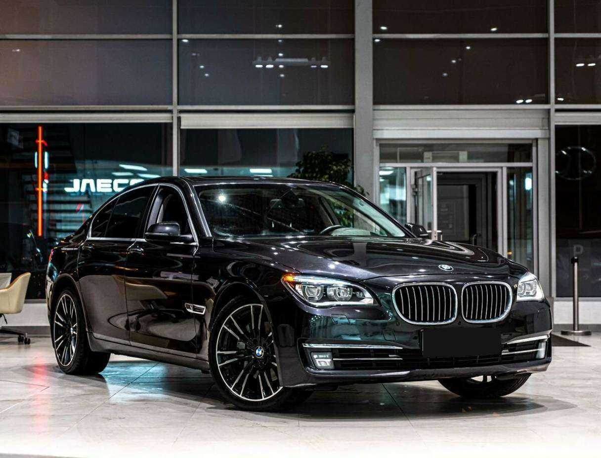 Купить BMW 7 серии с пробегом. Фото: #1