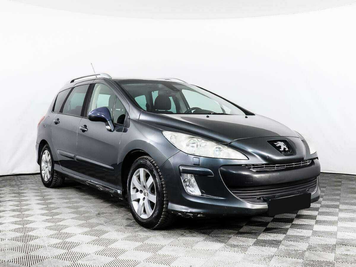 Купить Peugeot 308 с пробегом. Фото: #2