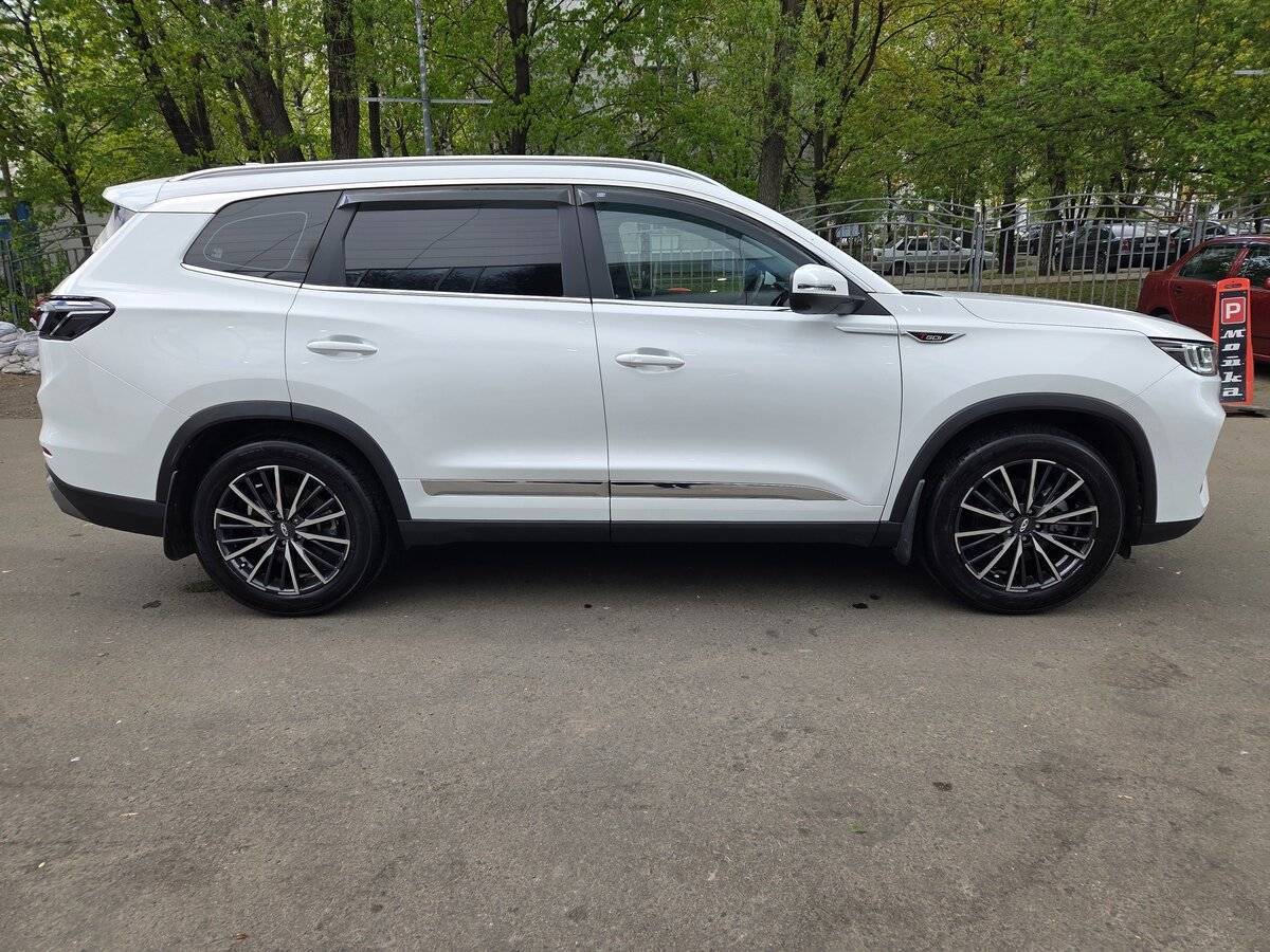 Купить Chery Tiggo 8 Pro с пробегом. Фото: #3