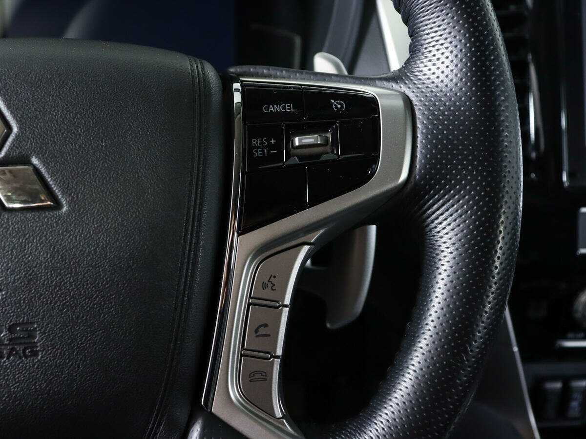 Купить Mitsubishi Pajero Sport с пробегом. Фото: #16