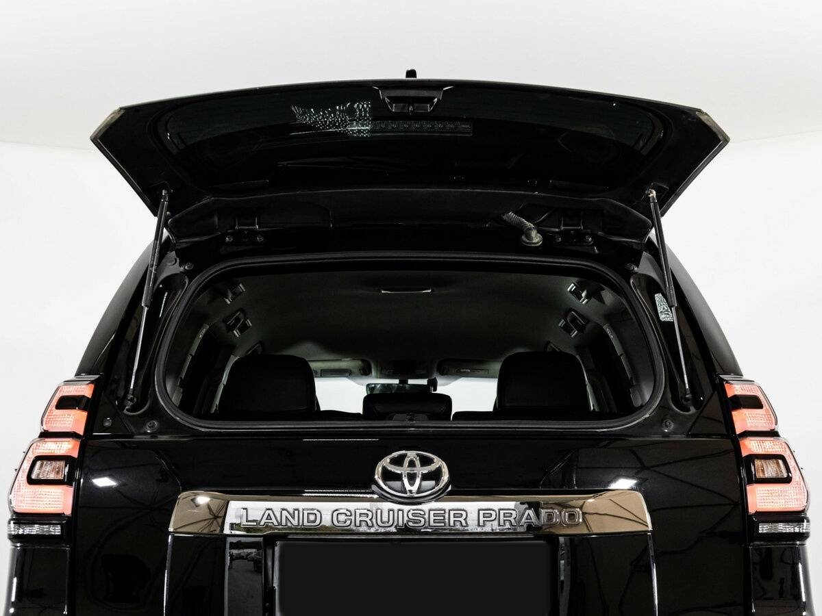 Купить Toyota Land Cruiser Prado с пробегом. Фото: #29