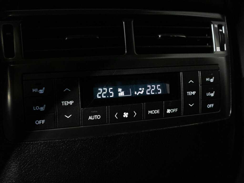 Купить Lexus LX с пробегом. Фото: #25