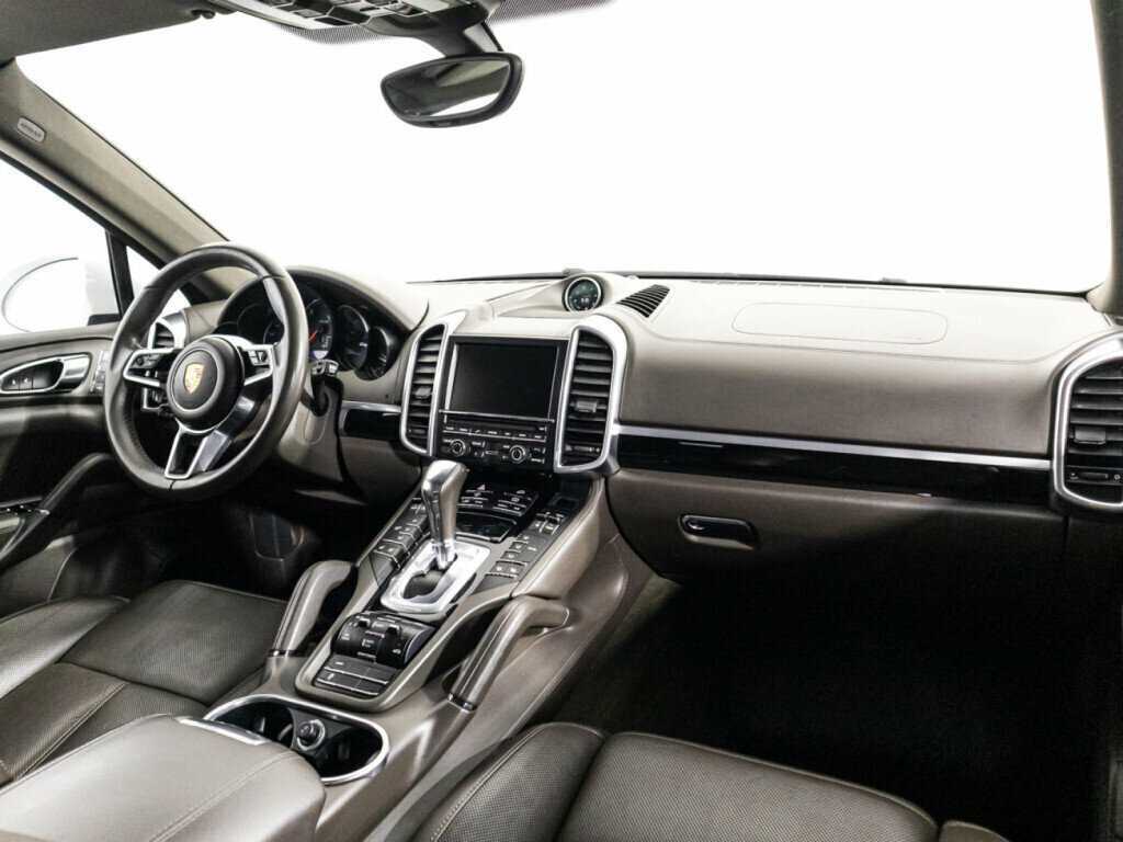 Купить Porsche Cayenne с пробегом. Фото: #8