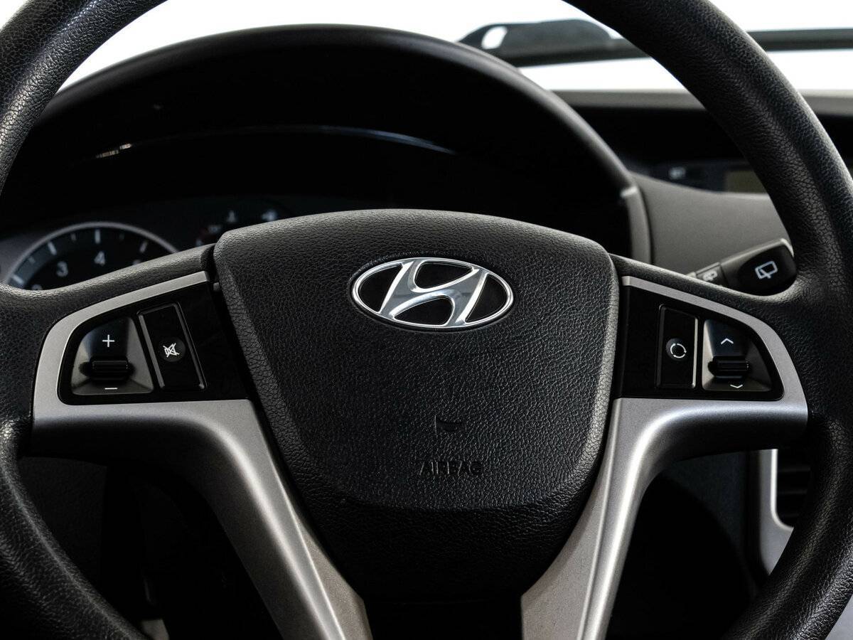 Купить Hyundai i20 с пробегом. Фото: #11