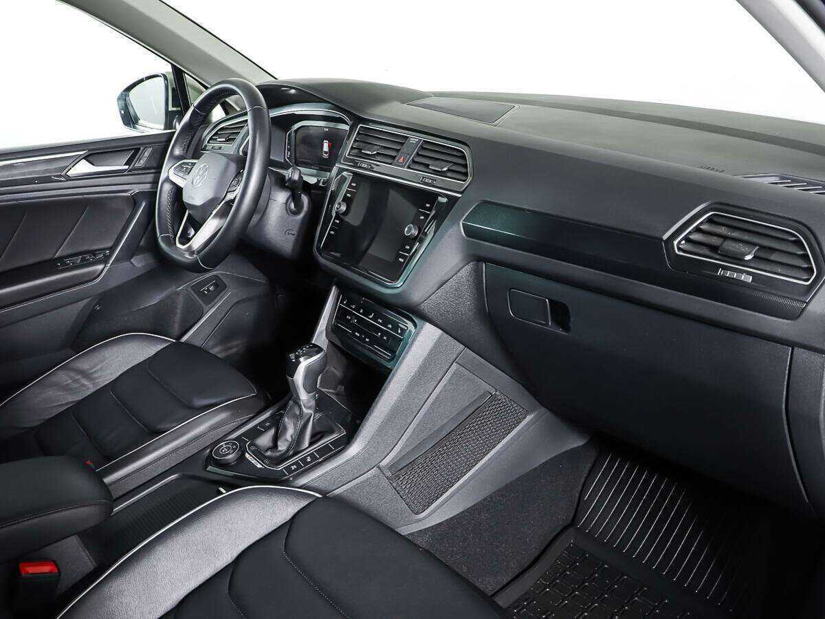 Купить Volkswagen Tiguan с пробегом. Фото: #8