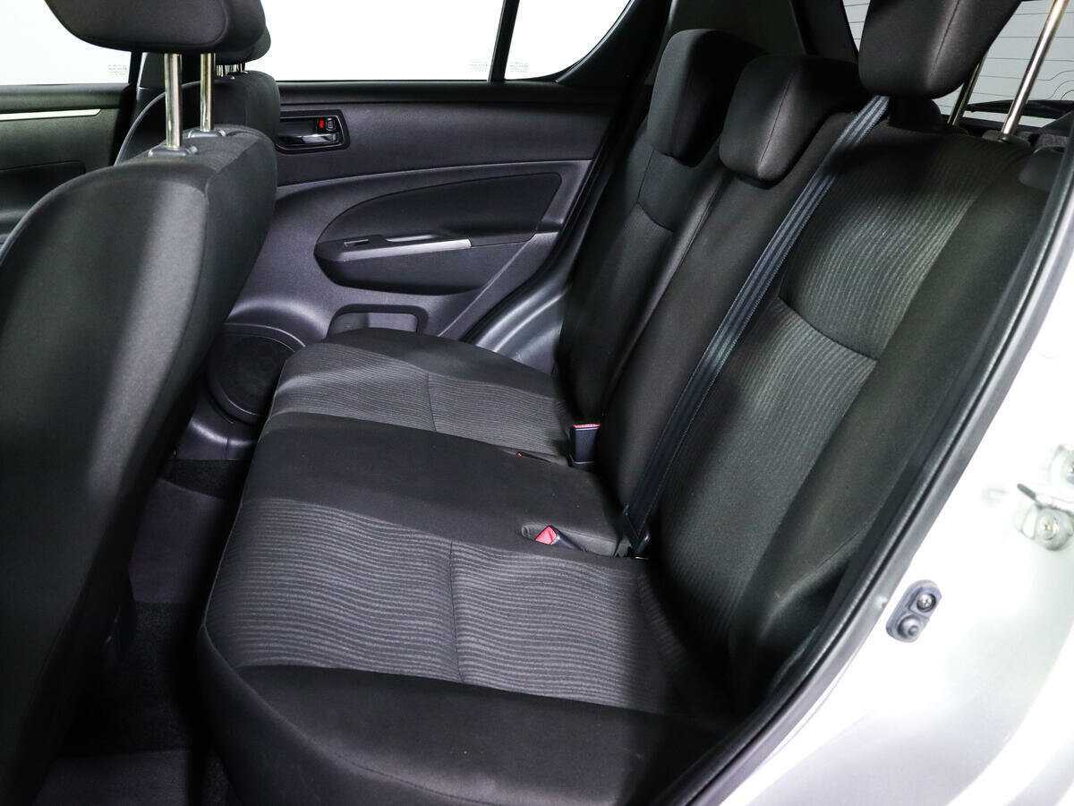 Купить Suzuki Swift с пробегом. Фото: #7