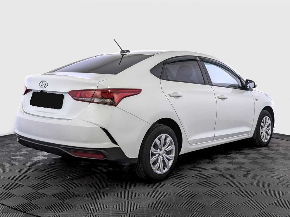 Купить Hyundai Solaris с пробегом. Фото: #4