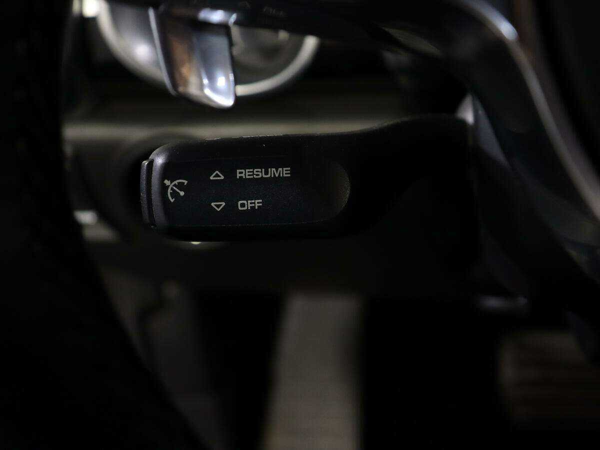 Купить Porsche Cayenne с пробегом. Фото: #22
