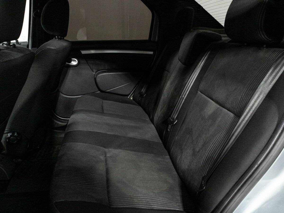Купить Renault Logan с пробегом. Фото: #9