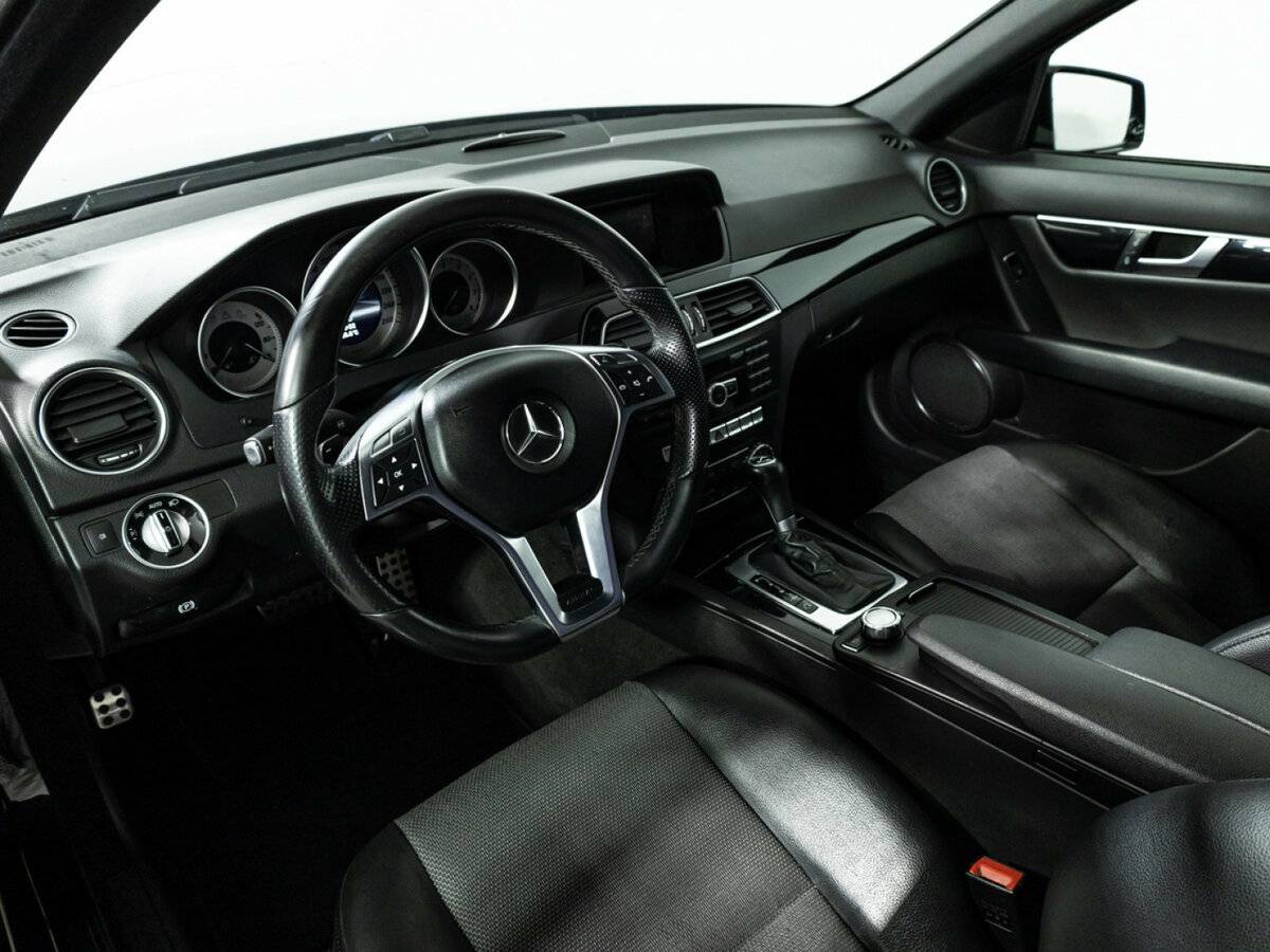 Купить Mercedes-Benz C-Класс с пробегом. Фото: #8