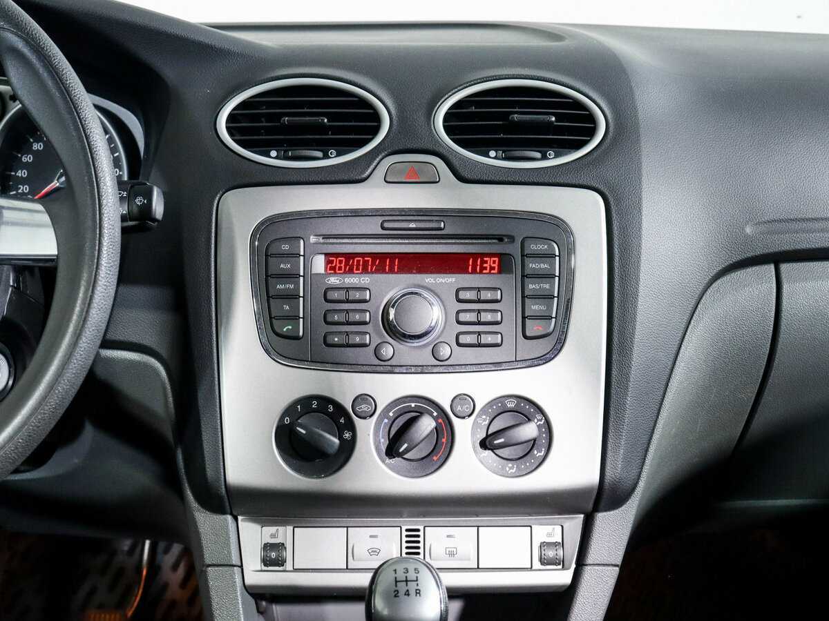 Купить Ford Focus с пробегом. Фото: #12