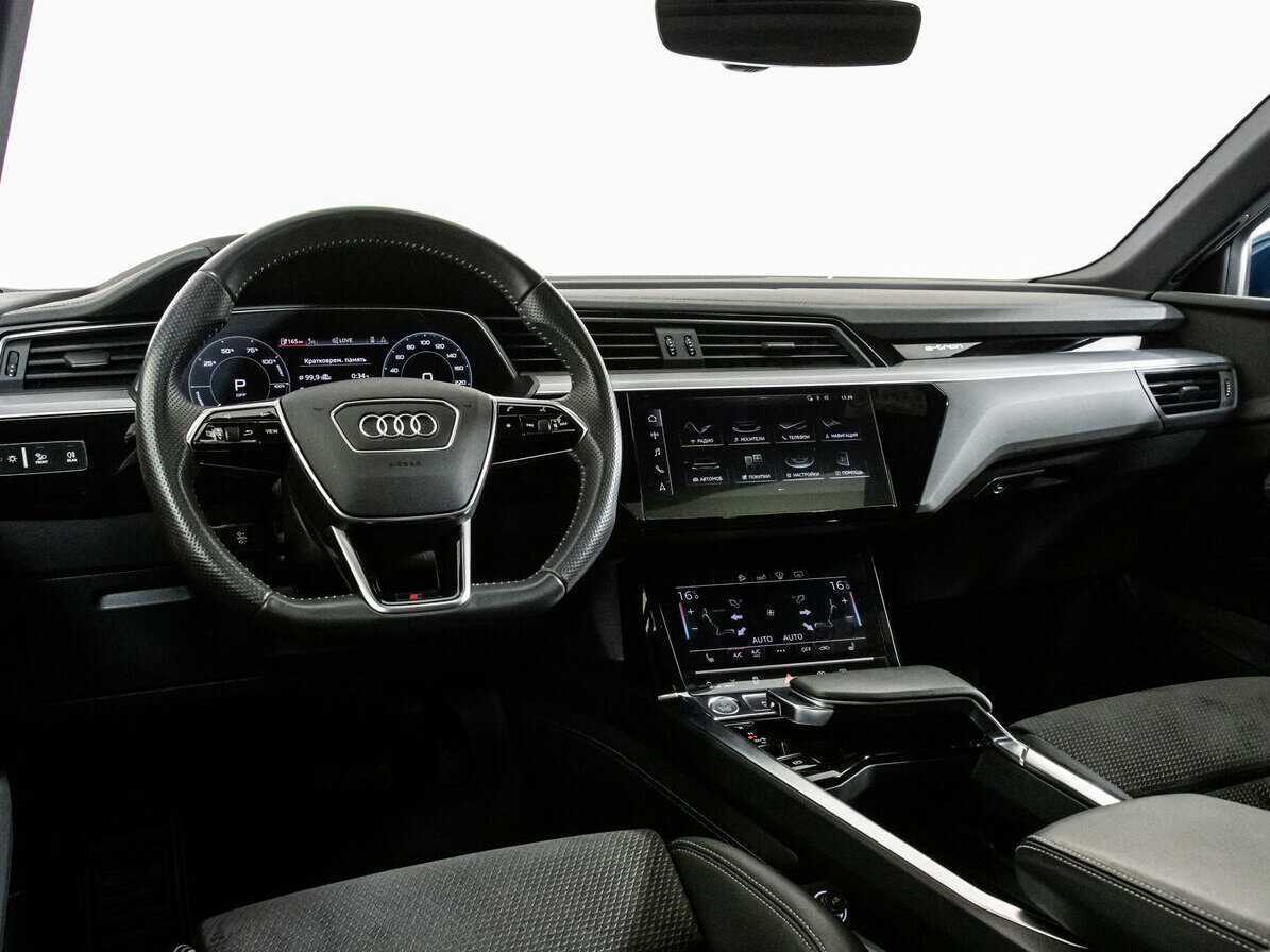 Купить Audi e-tron с пробегом. Фото: #8