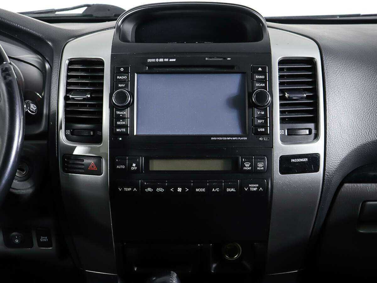 Купить Toyota Land Cruiser Prado с пробегом. Фото: #12