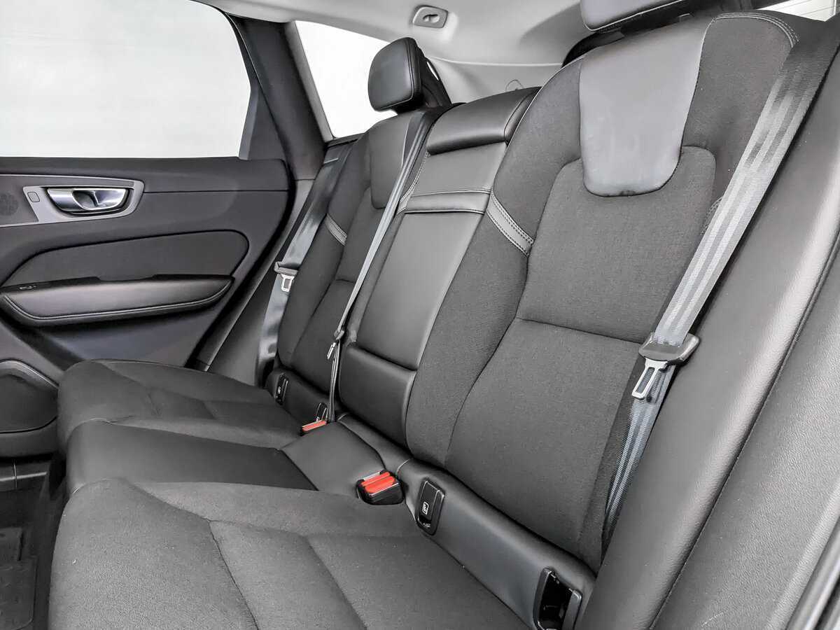 Купить Volvo XC60 с пробегом. Фото: #9
