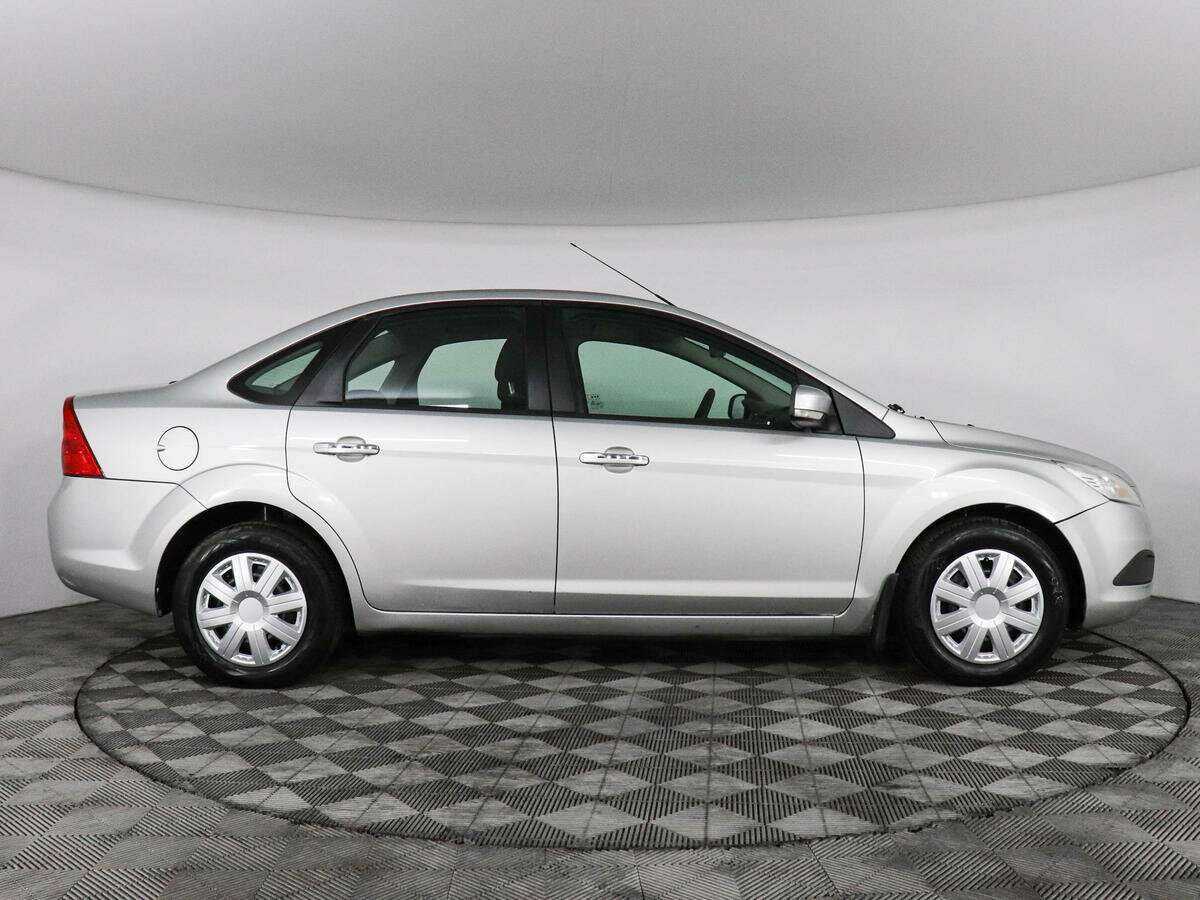 Купить Ford Focus с пробегом. Фото: #3