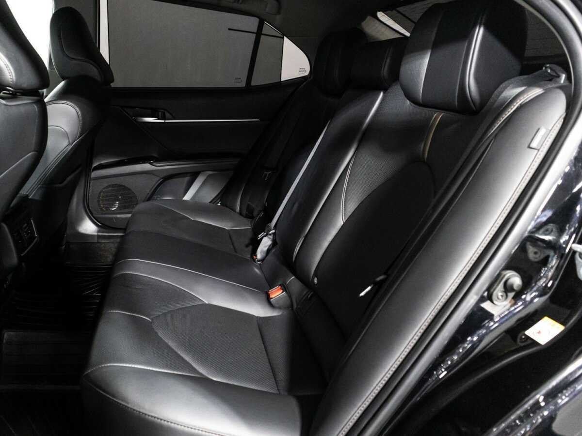 Купить Toyota Camry с пробегом. Фото: #9
