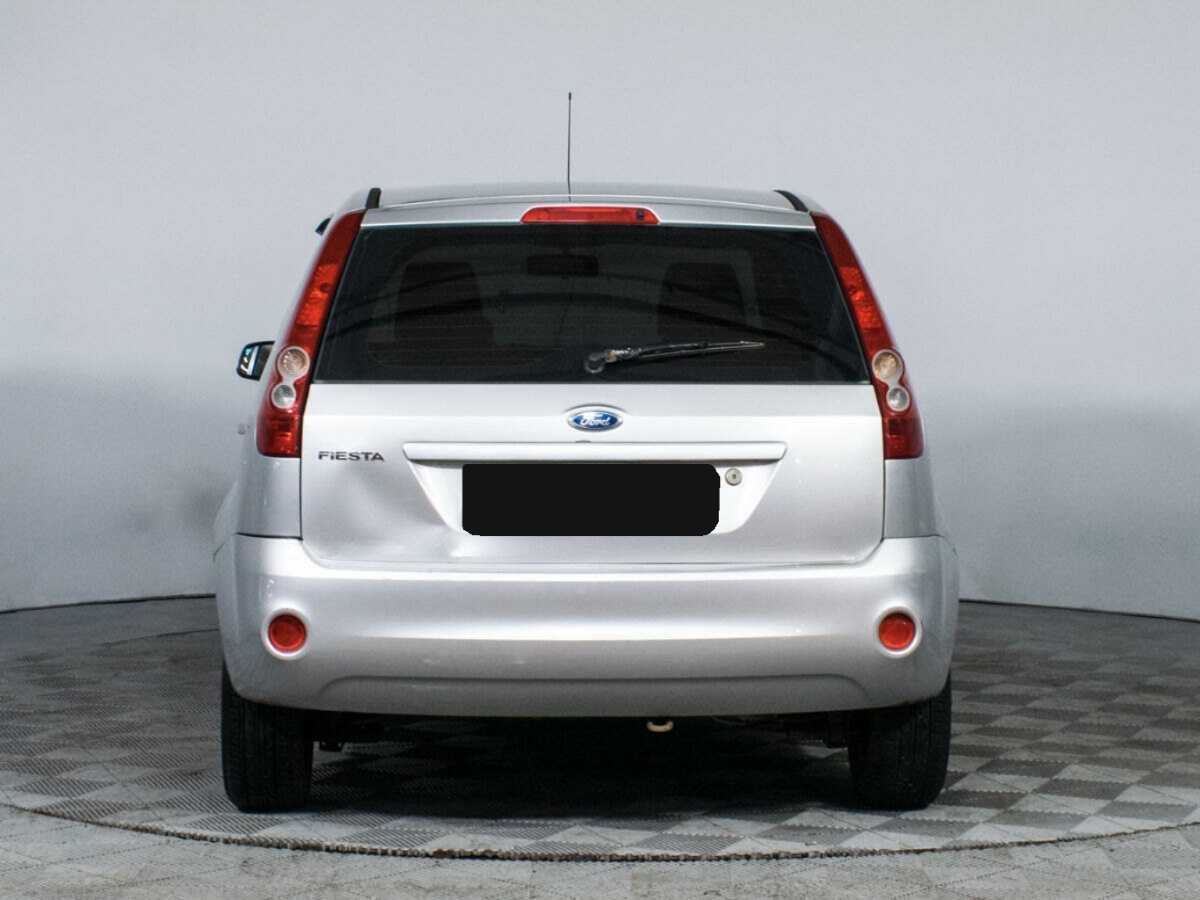 Купить Ford Fiesta с пробегом. Фото: #5