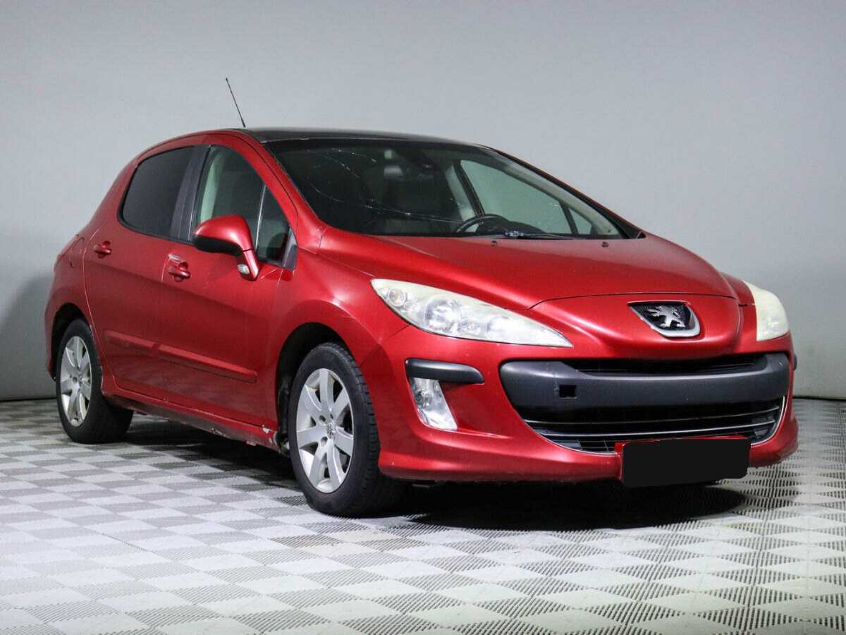 Купить Peugeot 308 с пробегом. Фото: #2