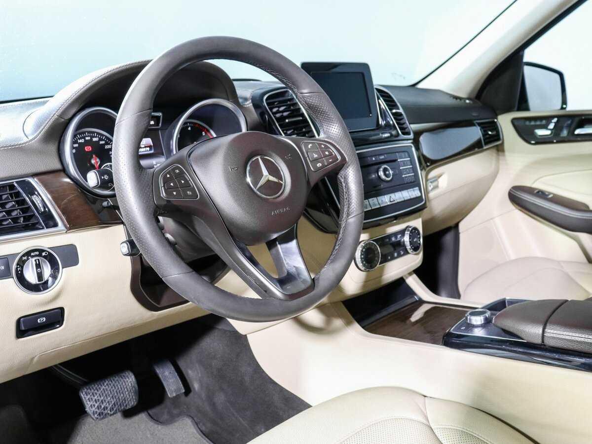 Купить Mercedes-Benz GLE с пробегом. Фото: #11
