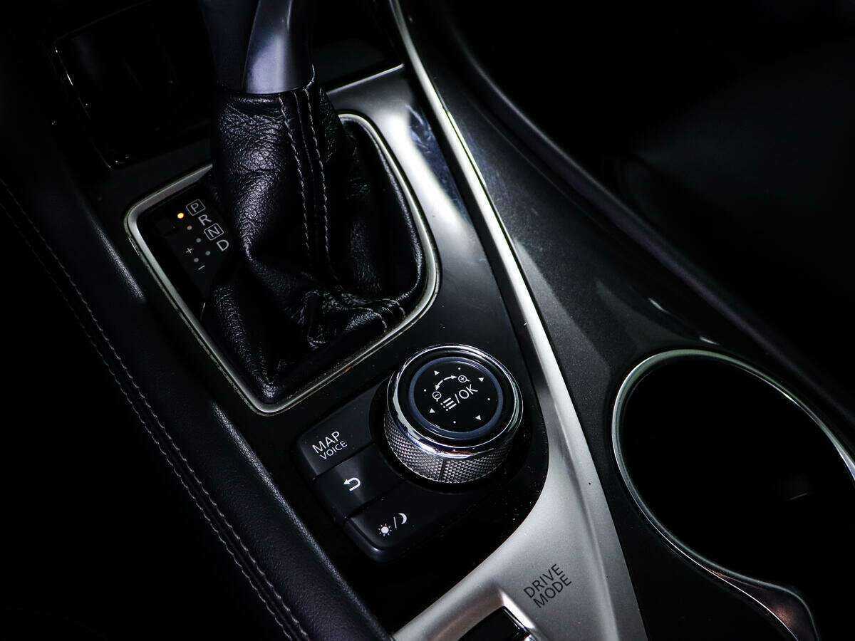Купить Infiniti Q50 с пробегом. Фото: #17