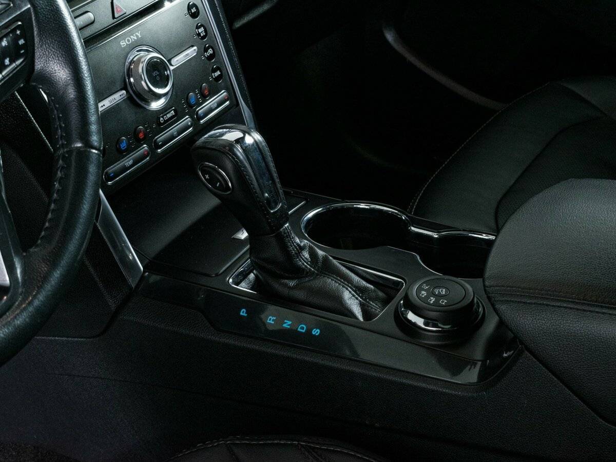 Купить Ford Explorer с пробегом. Фото: #18