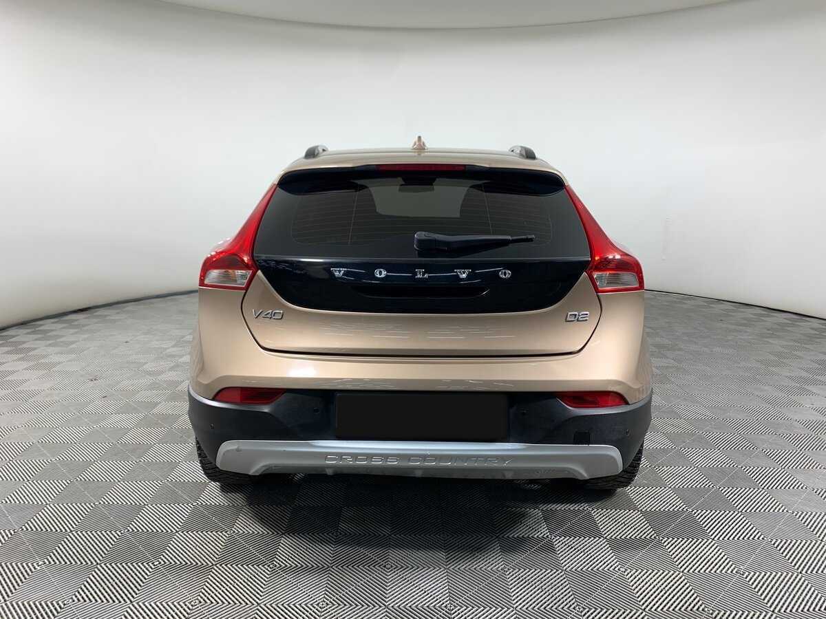 Купить Volvo V40 с пробегом. Фото: #5