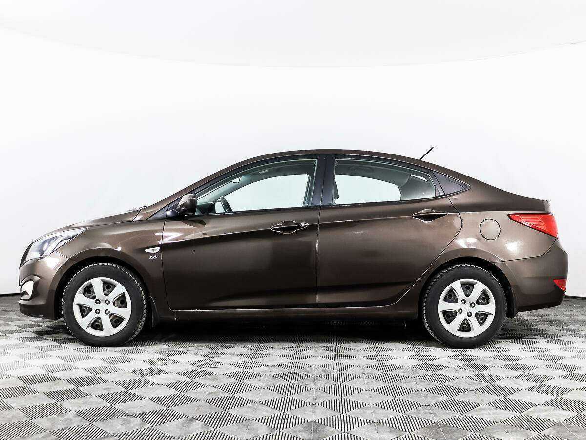 Купить Hyundai Solaris с пробегом. Фото: #7