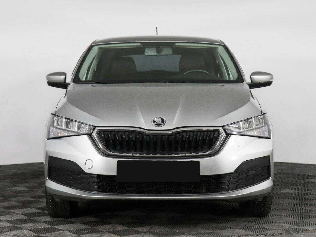 Купить Skoda Rapid с пробегом. Фото: #1