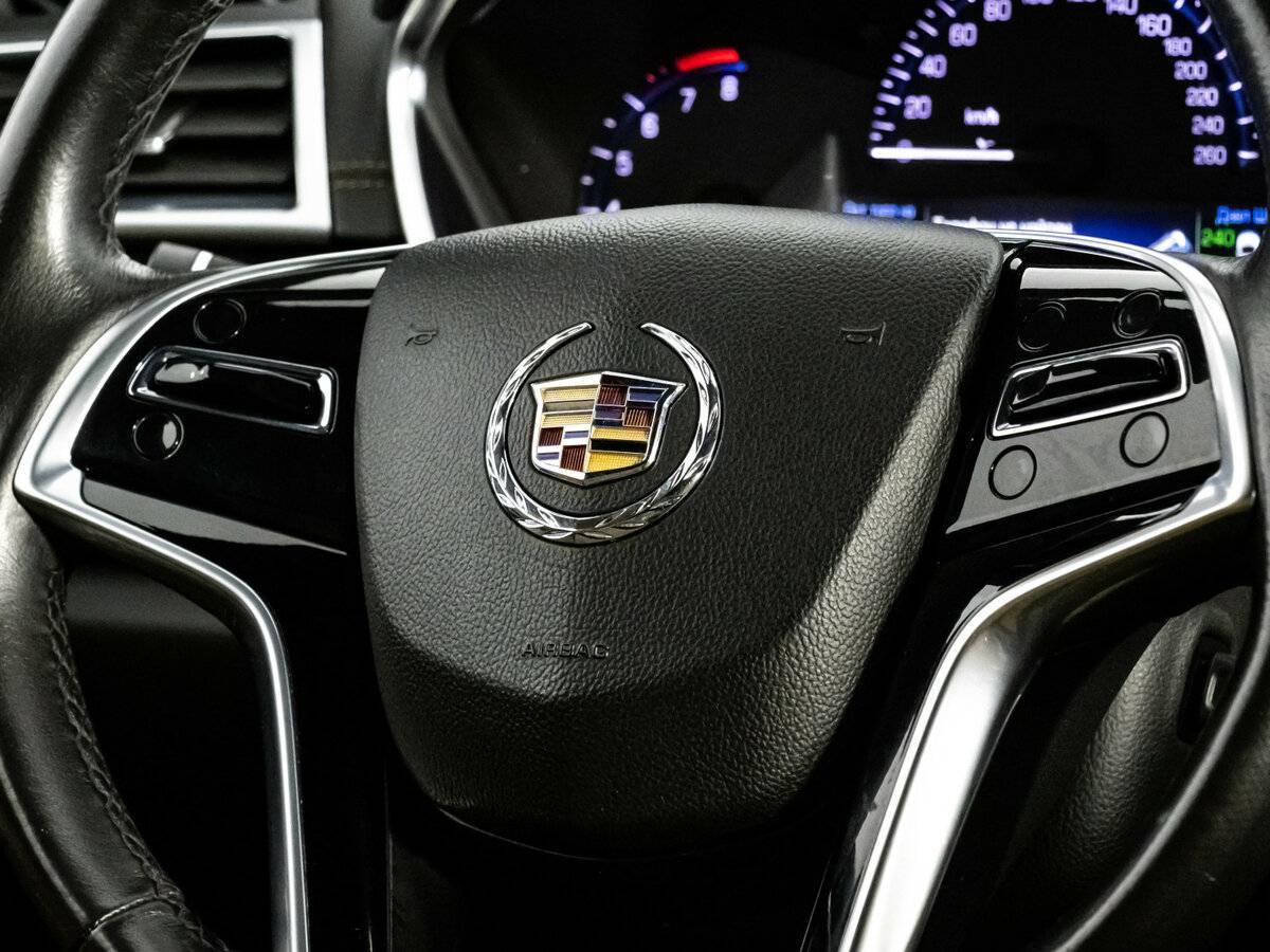 Купить Cadillac SRX с пробегом. Фото: #12