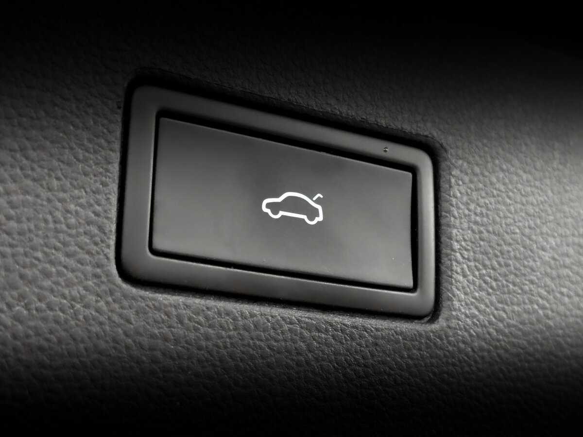 Купить Volkswagen Teramont с пробегом. Фото: #24