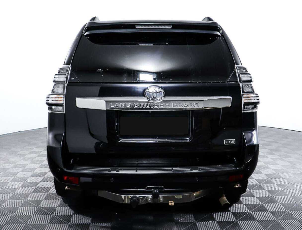 Купить Toyota Land Cruiser Prado с пробегом. Фото: #5