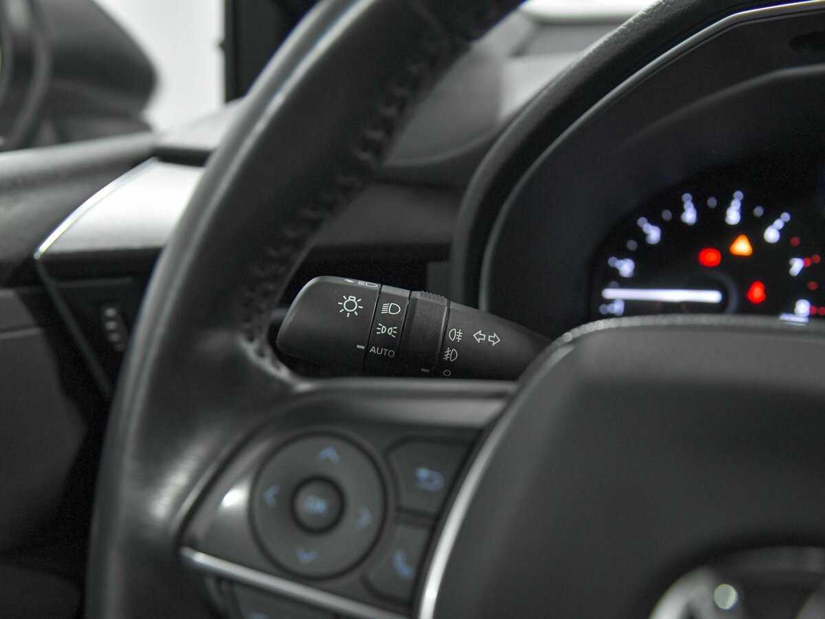 Купить Toyota Avalon с пробегом. Фото: #8