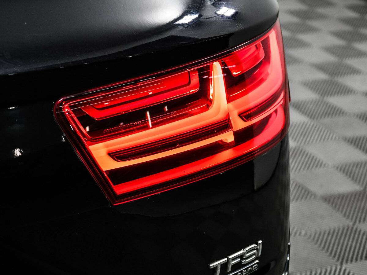 Купить Audi Q7 с пробегом. Фото: #15