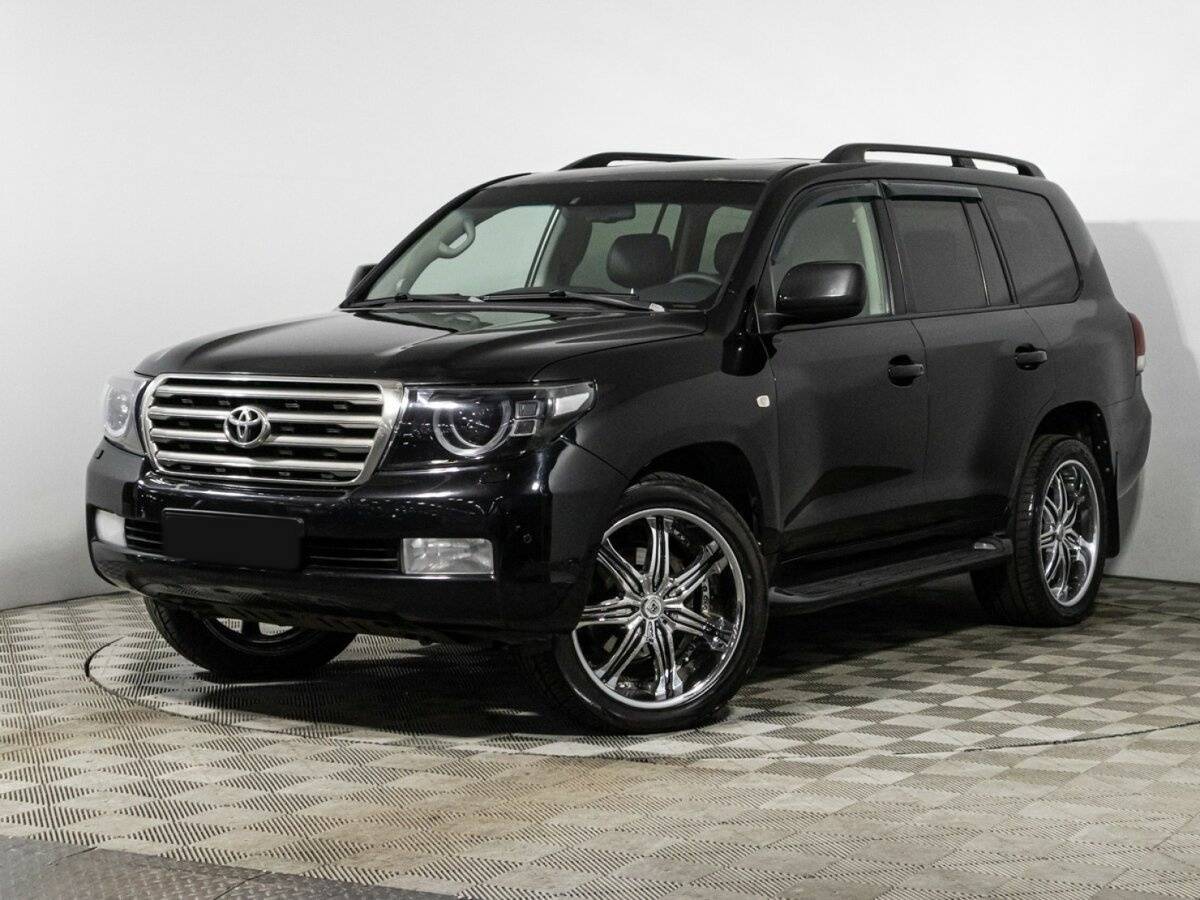 Купить Toyota Land Cruiser с пробегом. Посмотреть фото