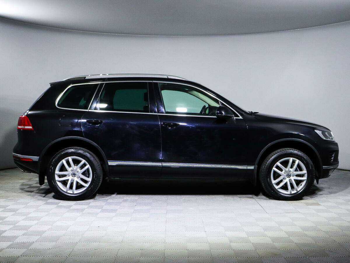 Купить Volkswagen Touareg с пробегом. Фото: #3