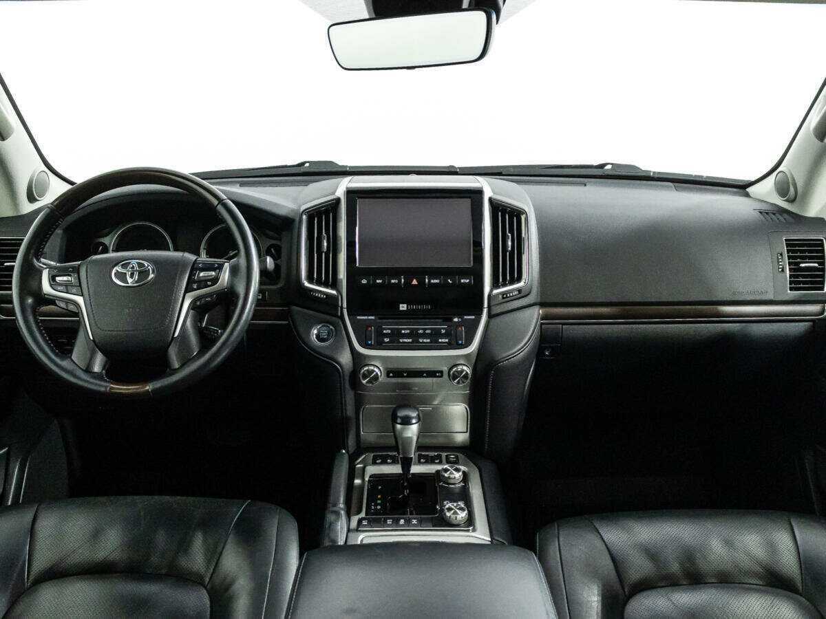 Купить Toyota Land Cruiser с пробегом. Фото: #12
