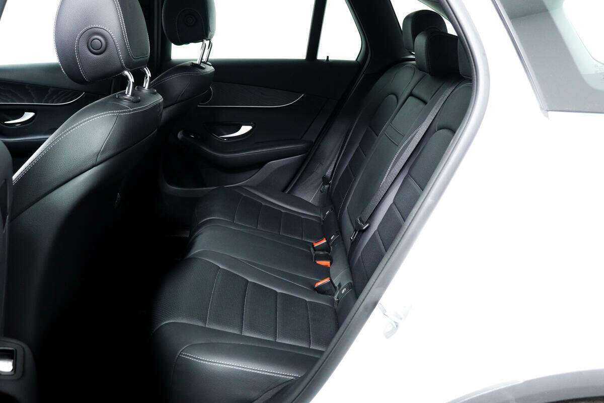 Купить Mercedes-Benz GLC с пробегом. Фото: #11