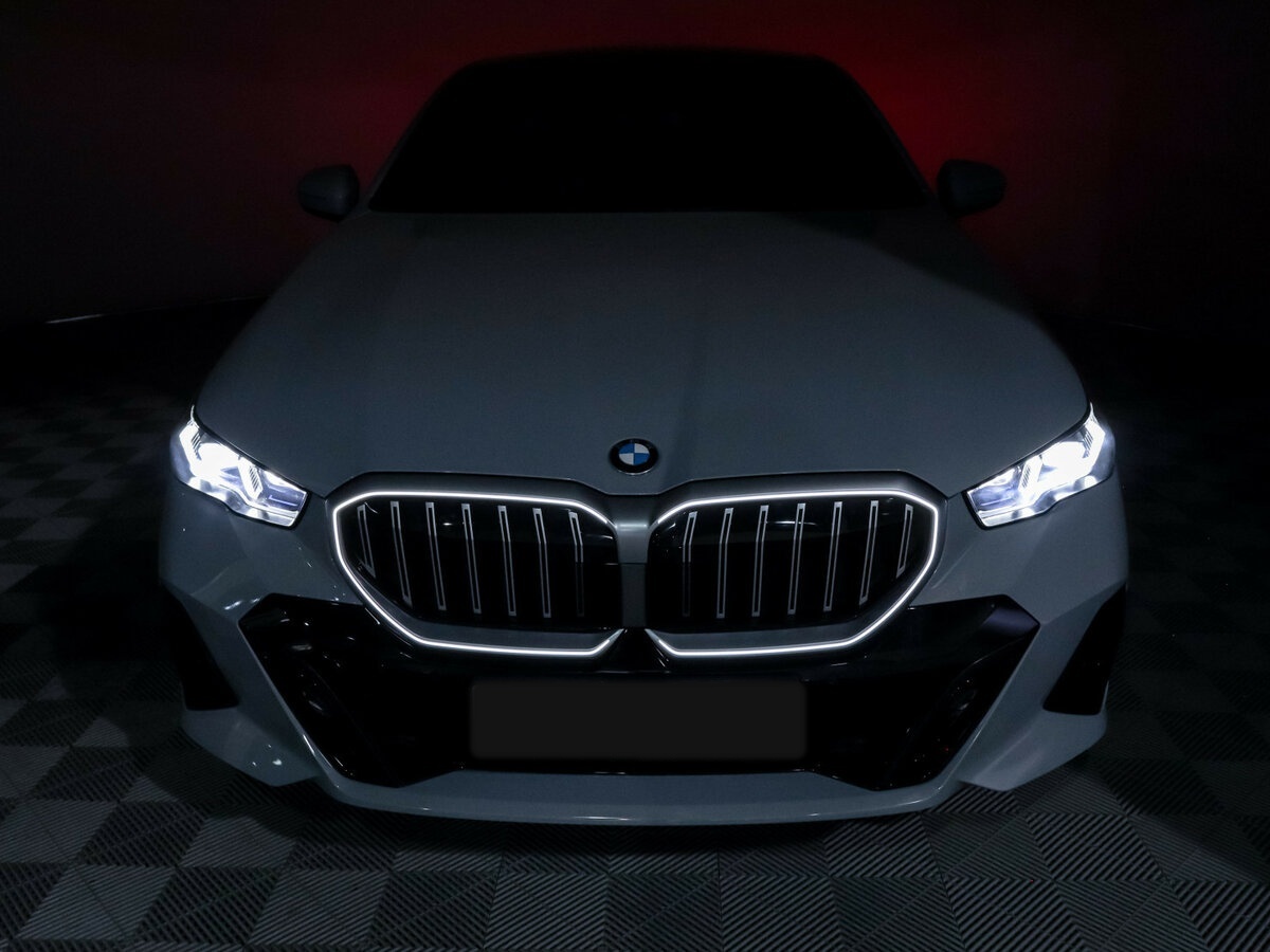 Купить BMW 5 серии с пробегом. Фото: #33