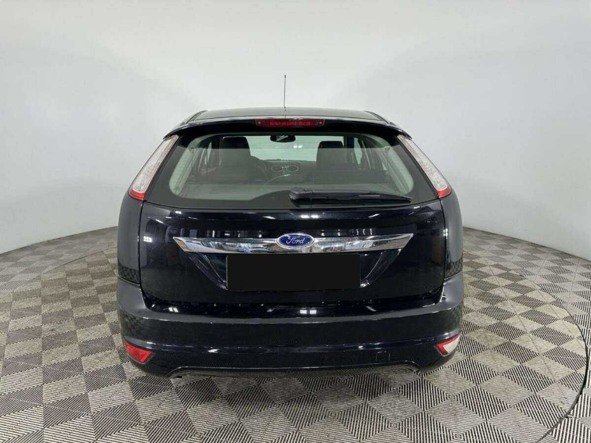 Купить Ford Focus с пробегом. Фото: #2