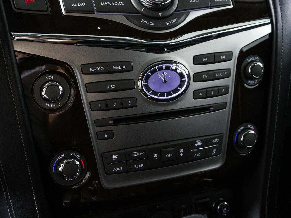 Купить Infiniti QX80 с пробегом. Фото: #29