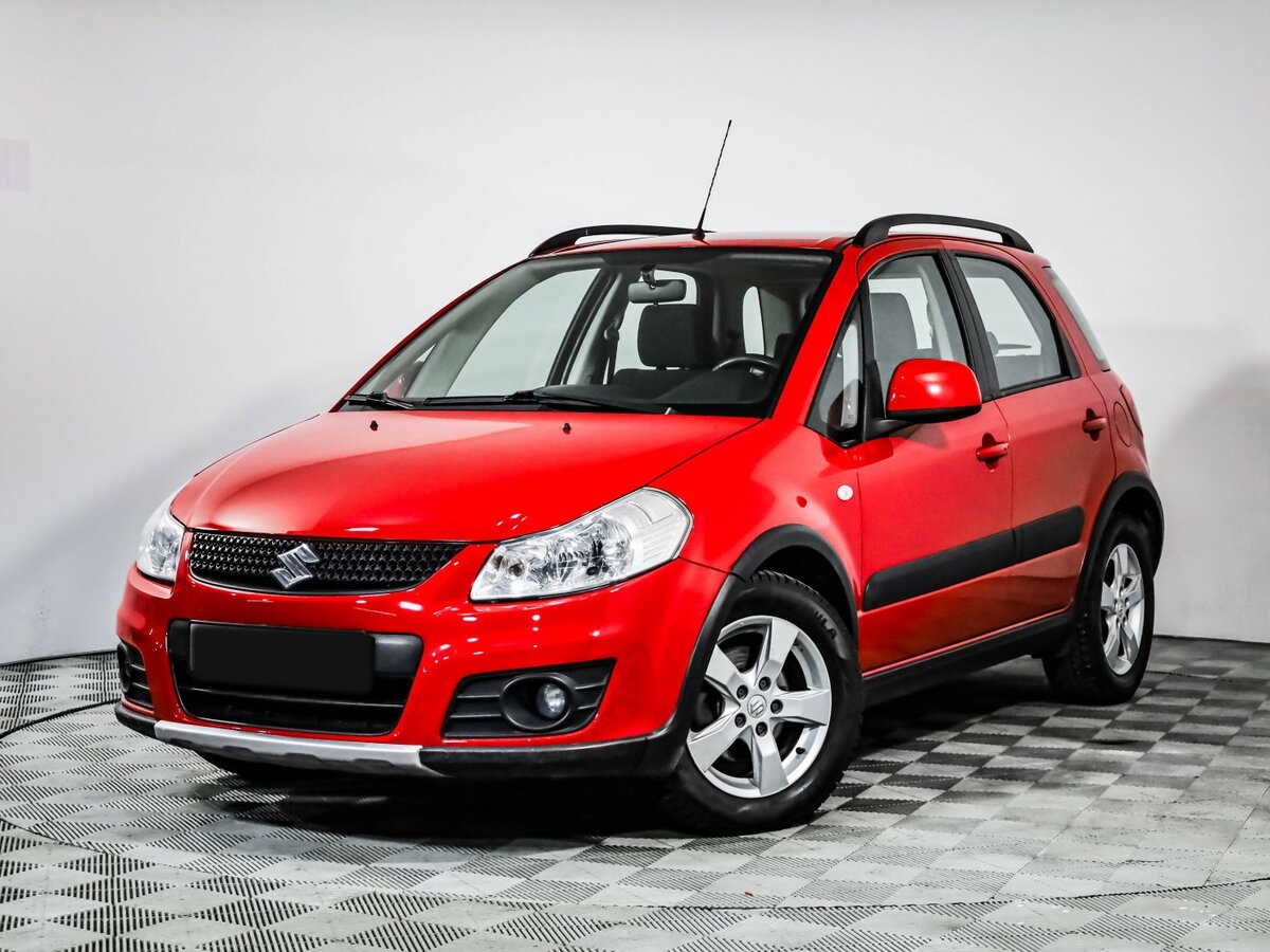 Купить Suzuki SX4 с пробегом. Посмотреть фото