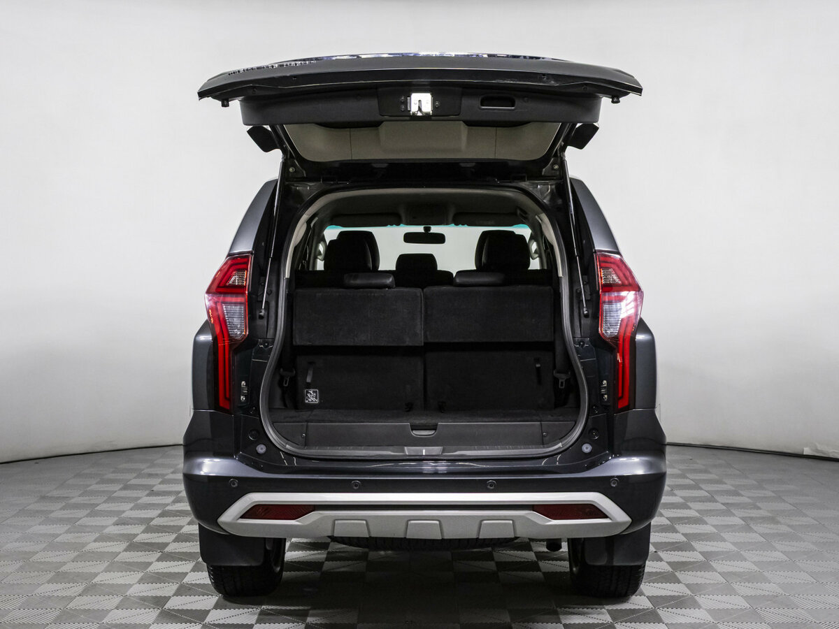 Купить Mitsubishi Montero Sport с пробегом. Фото: #17