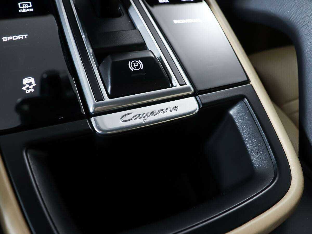 Купить Porsche Cayenne с пробегом. Фото: #20
