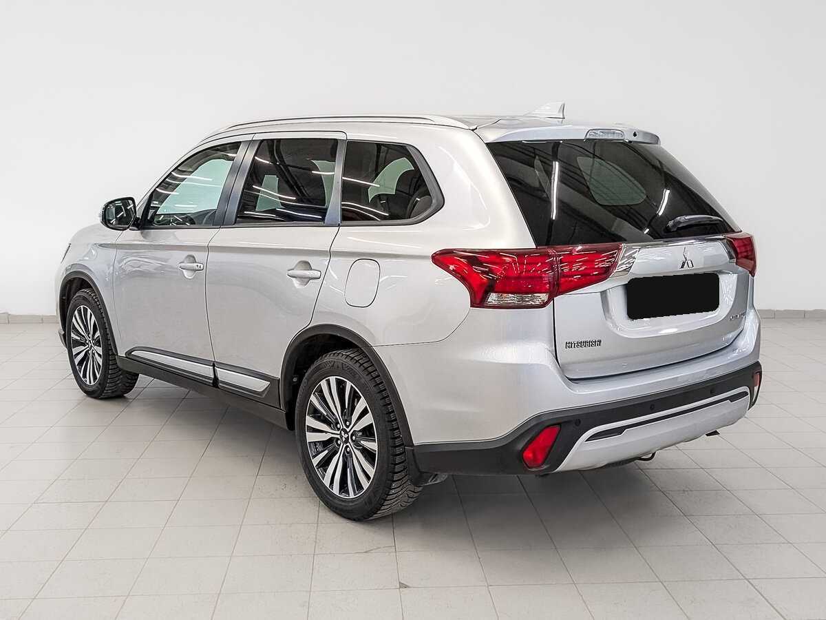 Купить Mitsubishi Outlander с пробегом. Фото: #6
