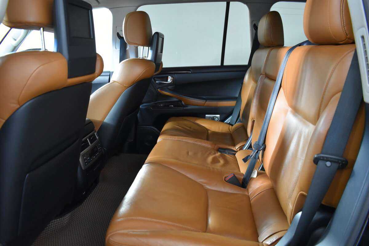 Купить Lexus LX с пробегом. Фото: #5