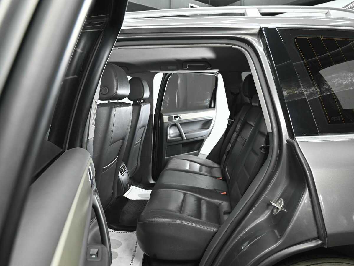 Купить Volkswagen Touareg с пробегом. Фото: #13