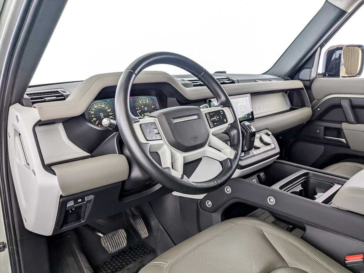 Купить Land Rover Defender с пробегом. Фото: #15