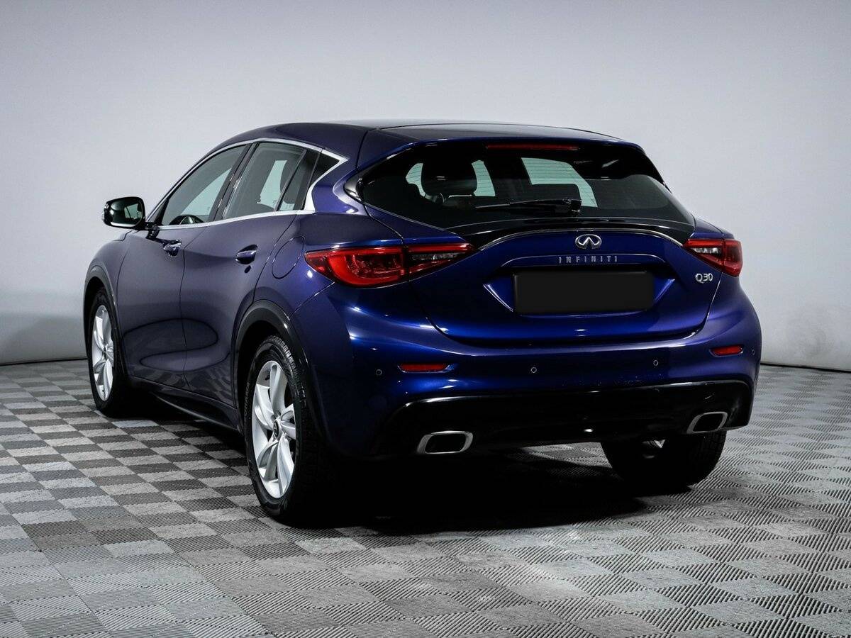Купить Infiniti Q30 с пробегом. Фото: #5