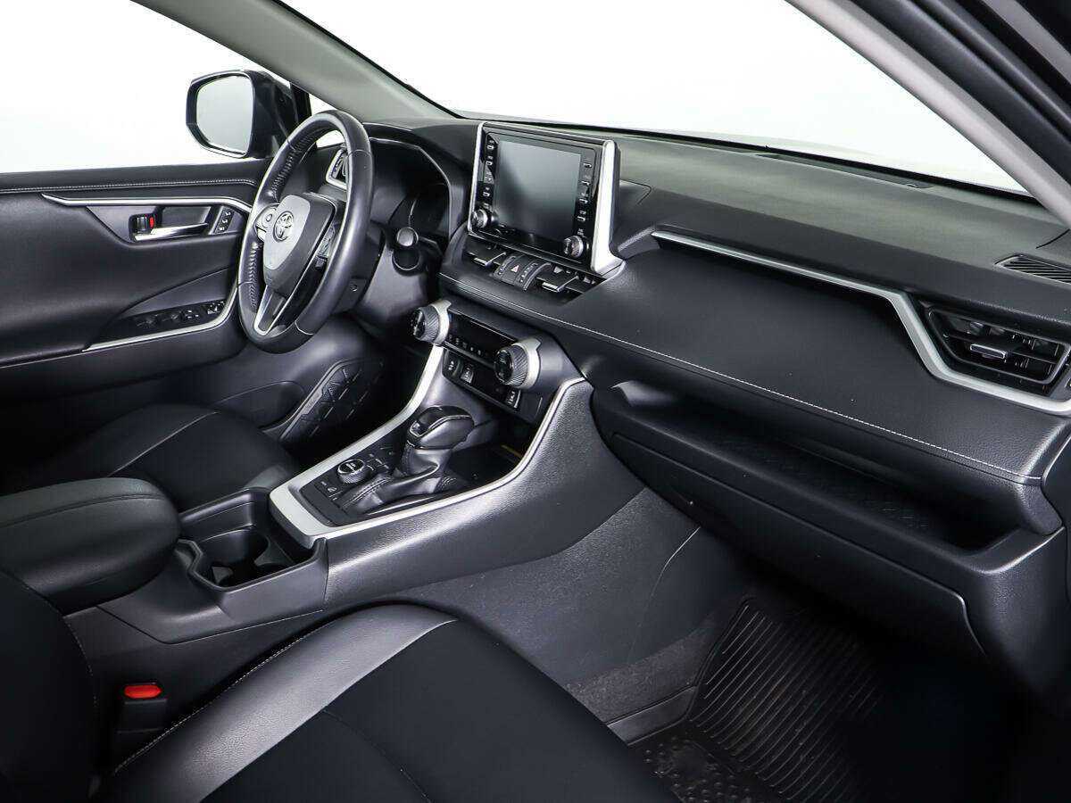 Купить Toyota RAV4 с пробегом. Фото: #8